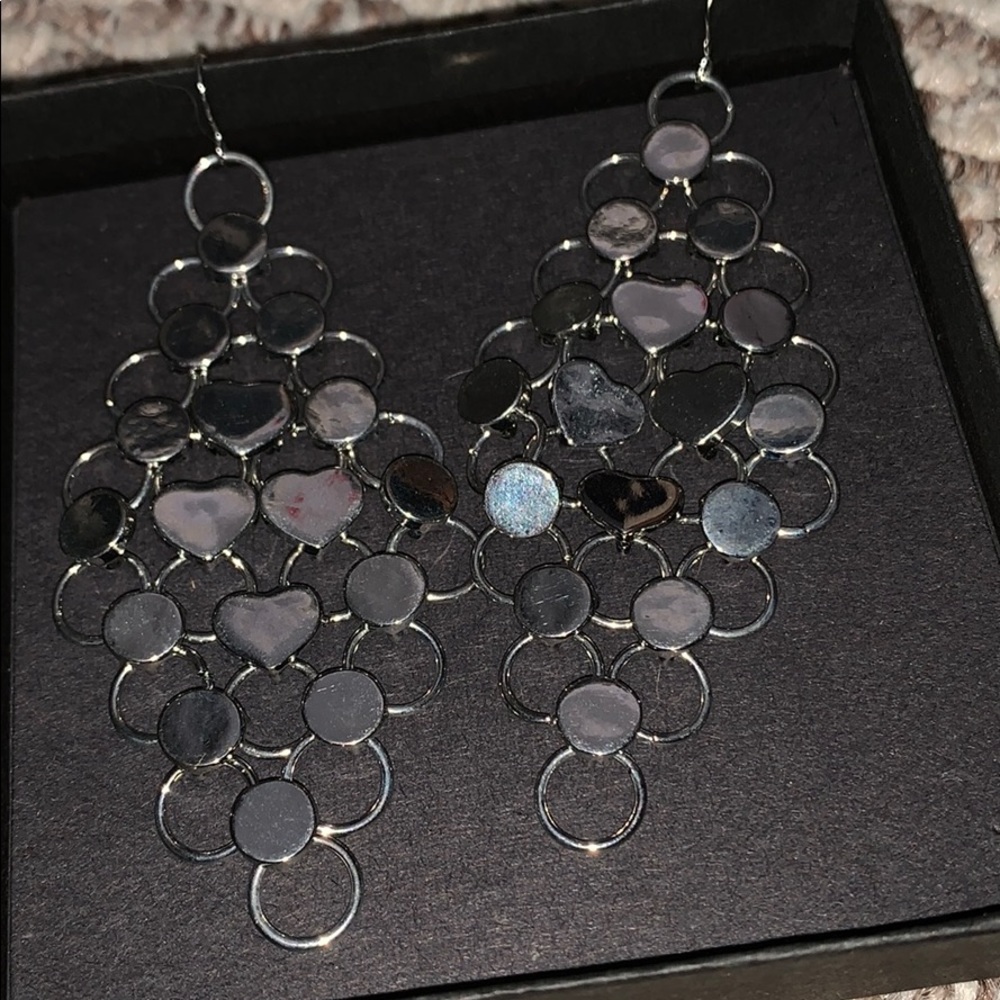 Knock-off guess Dangle earrings